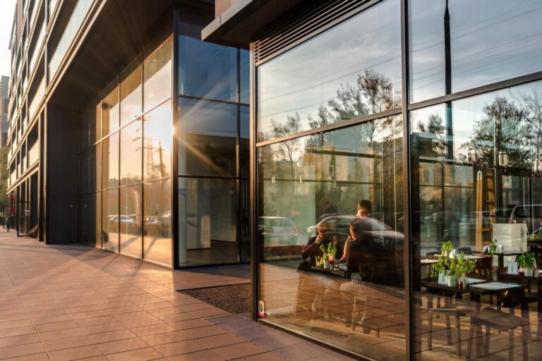 2015-11_19Dzielnica_Lokale-uslugowe-18